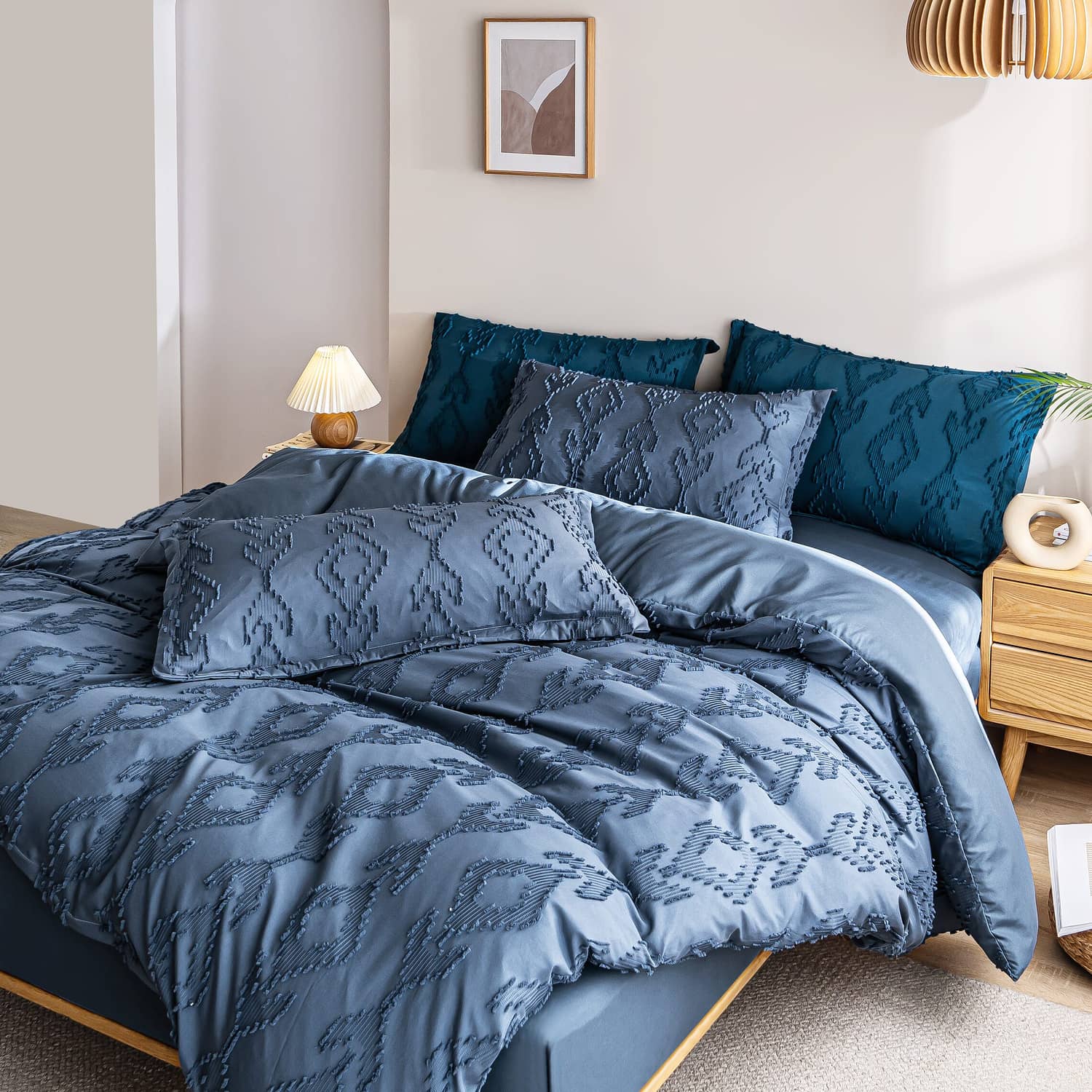 Lenjerie de pat dublu cu elastic, din 100% microfibră, 4 piese, Casa New Concept, model bleumarin cu model geometric in relief – imagine produs 2