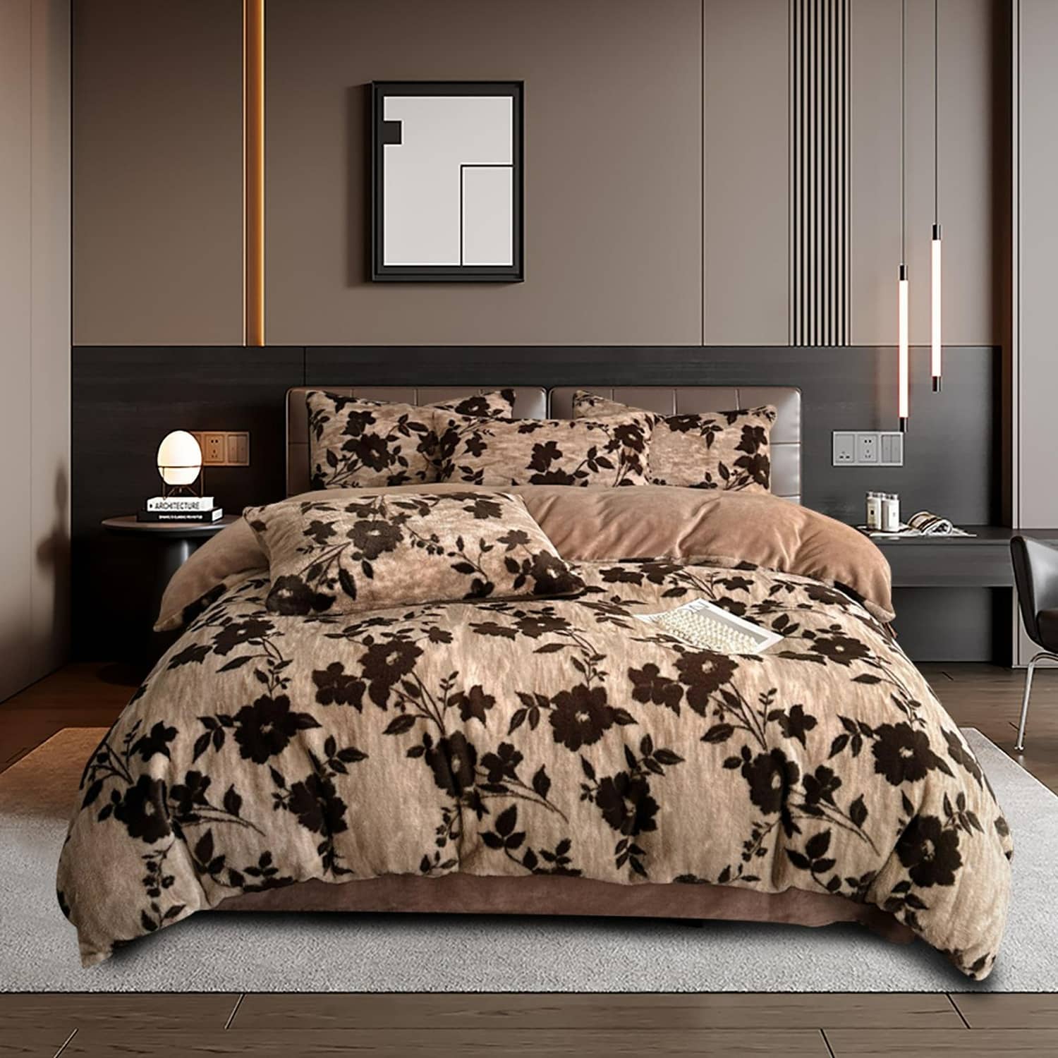 Lenjerie pat dublu din catifea de lapte, Cocolino, elastic, 6 piese, model bej cu flori negre | East Comfort – imagine produs 2