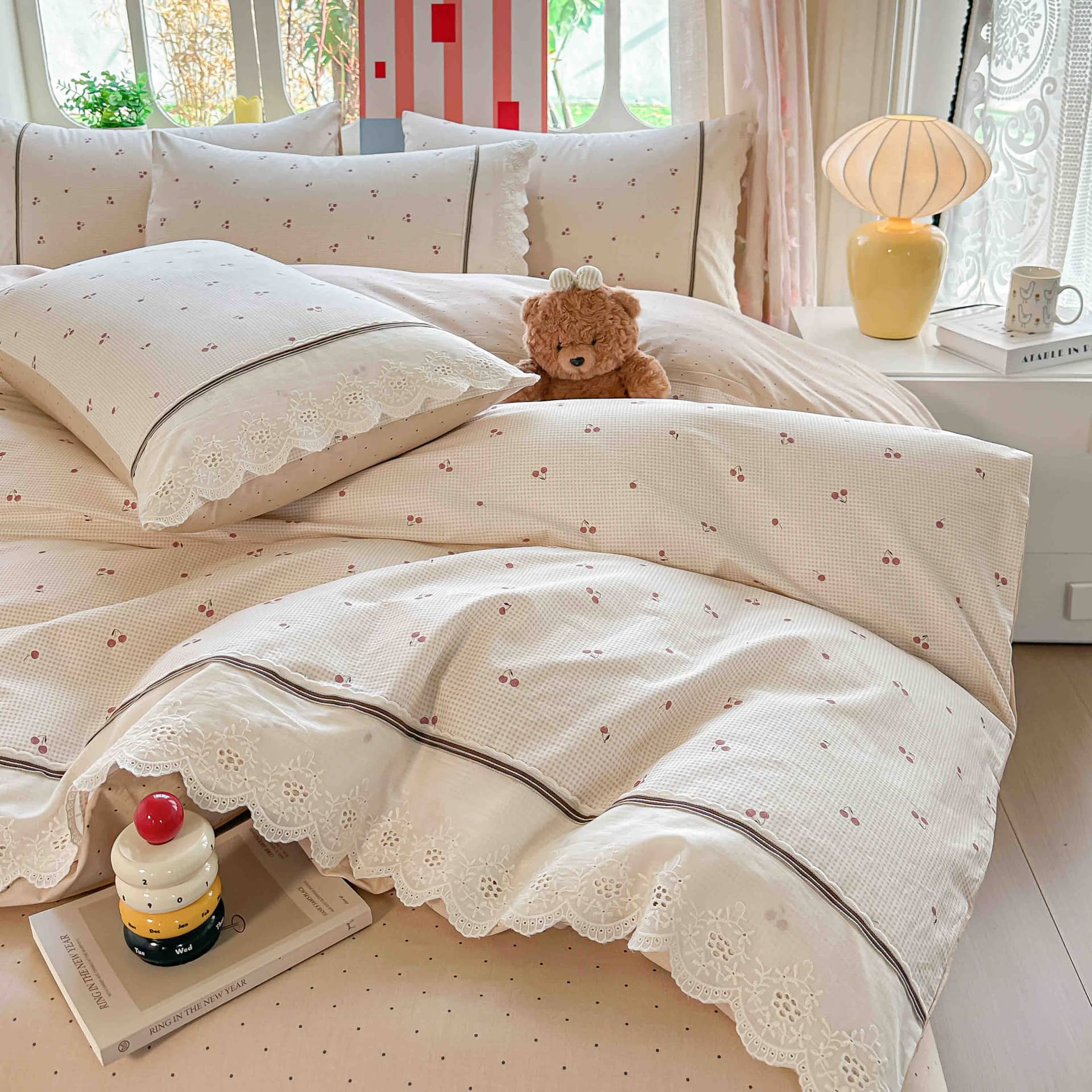 Lenjerie pat dublu, 100% bumbac, elastic, 4 piese, model crem cu flori roz |Jojo Home – imagine produs 2