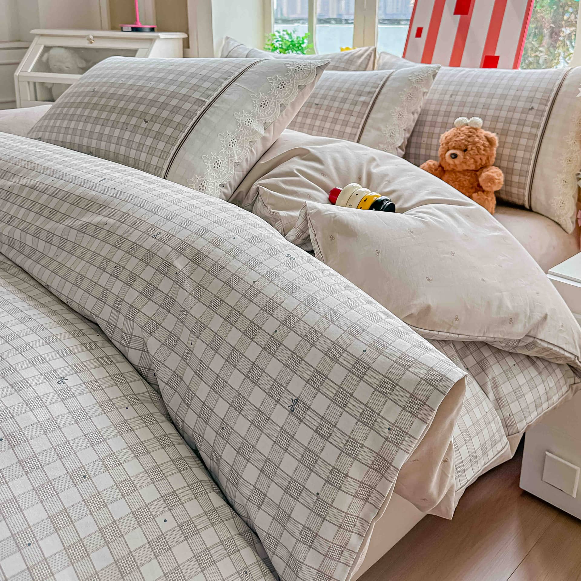 Lenjerie pat dublu, 100% bumbac, elastic, 4 piese, model bej cu carouri |Jojo Home – imagine produs 2