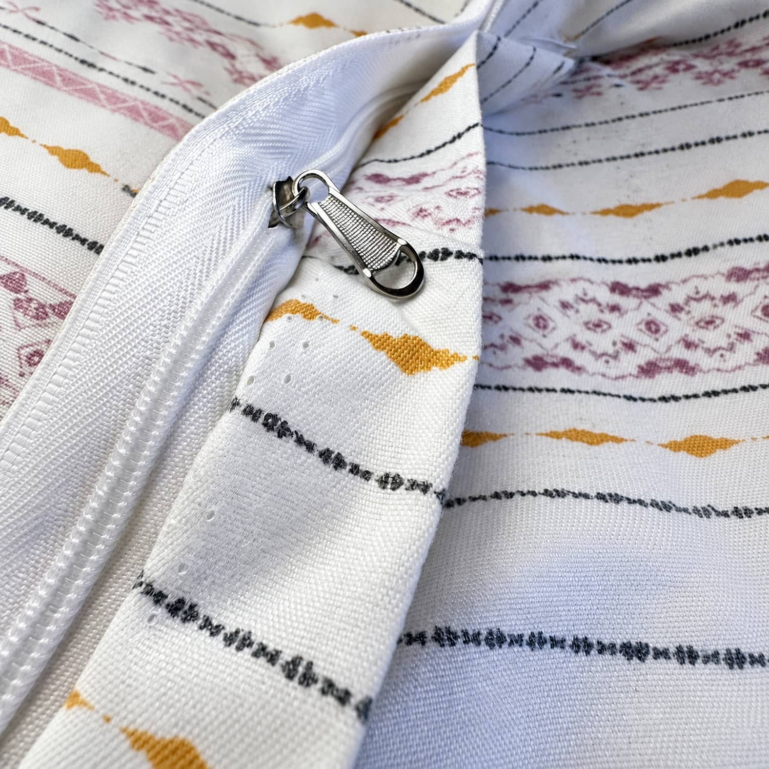 Lenjerie pat dublu, finet gros, elastic, 6 piese, model somon cu dungi fine | East Comfort – imagine produs 3