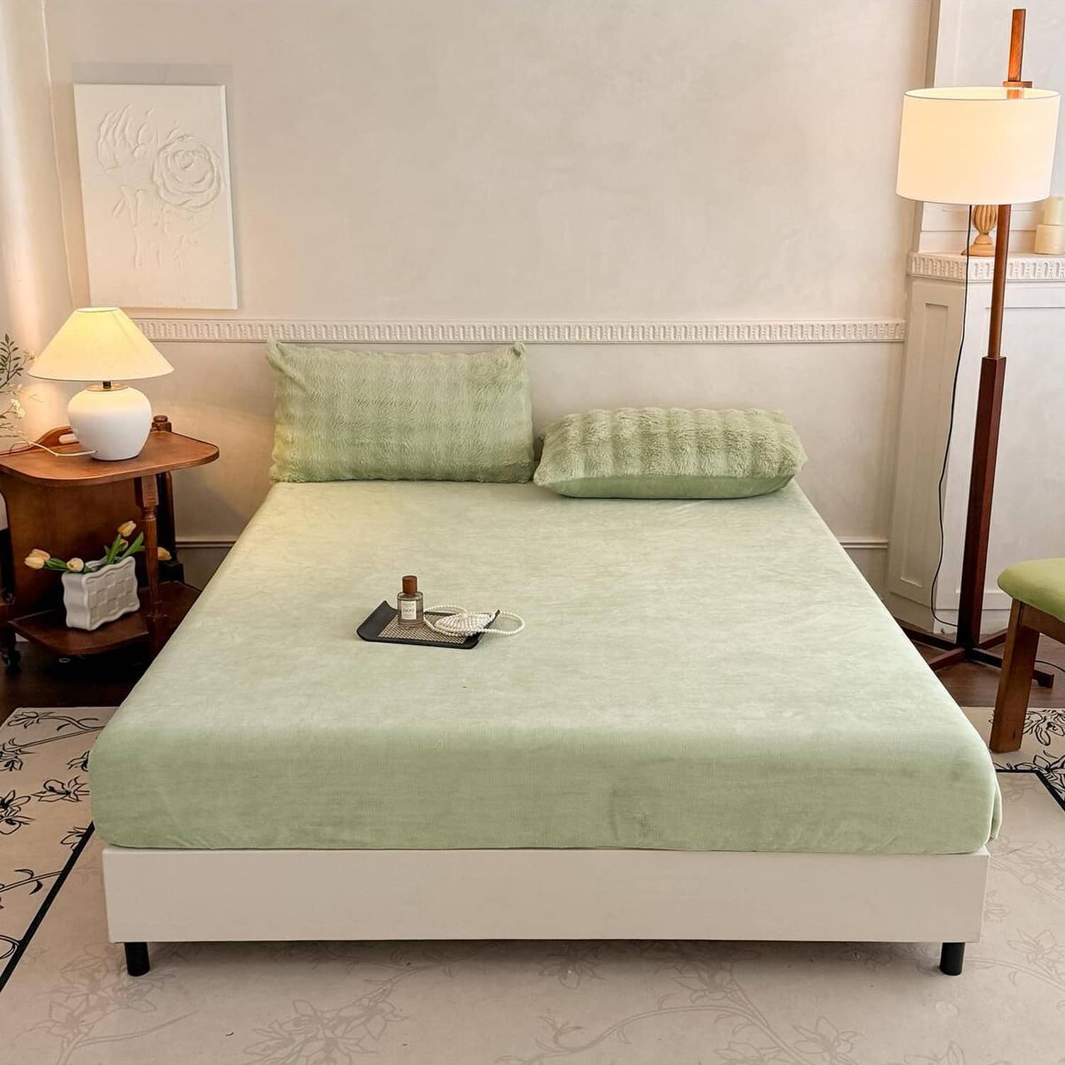 Lenjerie de pat dublu, Cocolino, 4 piese, cu elastic, plușată cu fir lung, model  verde salvie cu dungi ondulate | Casa New Concept – imagine produs 3