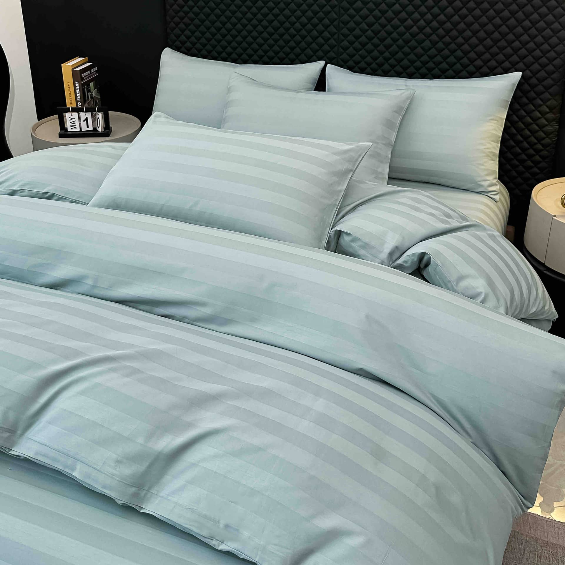 Lenjerie pat dublu, 100% bumbac, Damasc Deluxe, elastic, 6 piese, model bleu cu dungi | Jojo Home – imagine produs 4