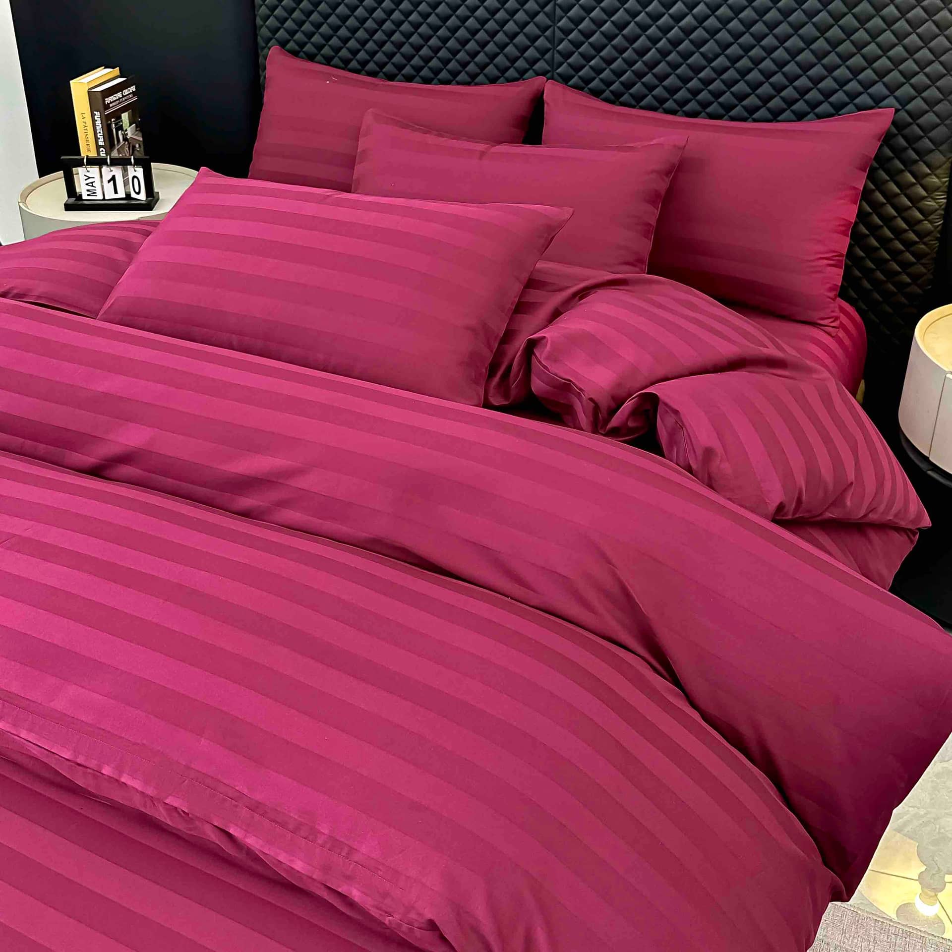 Lenjerie pat dublu, 100% bumbac, Damasc Deluxe, elastic, 6 piese, model bordo cu dungi | Jojo Home – imagine produs 4