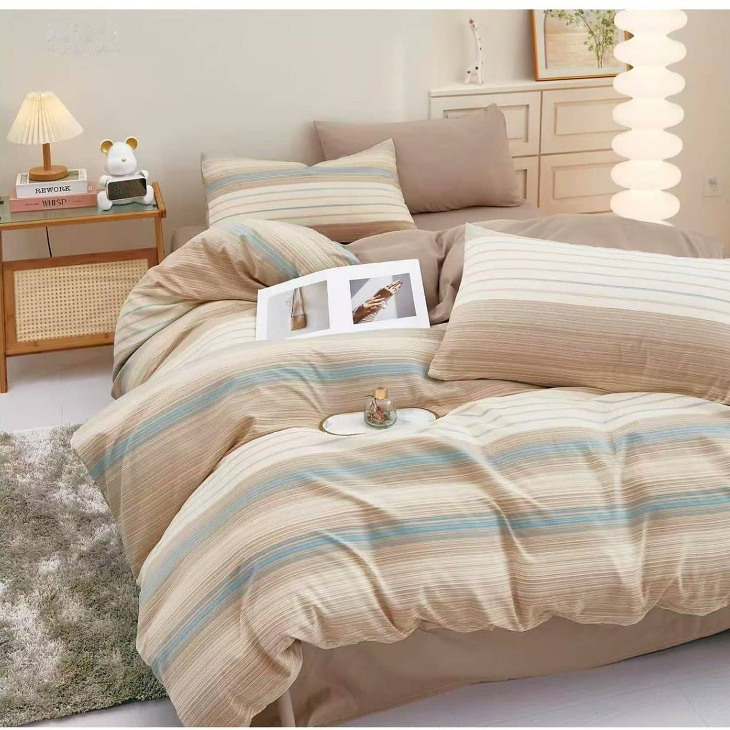 Lenjerie pat dublu, finet gros, elastic, 6 piese, model bej albastru cu dungi | East Comfort
