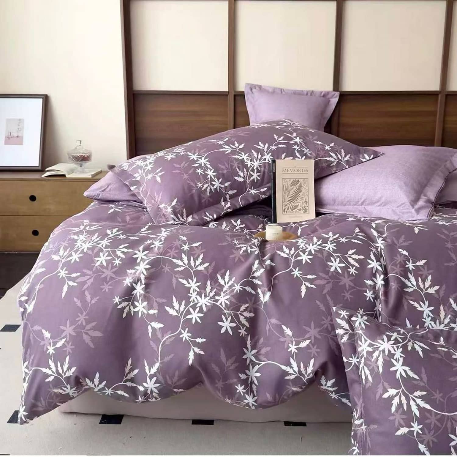 Lenjerie pat dublu, finet gros, elastic, 6 piese, model mov cu ramuri albe | East Comfort