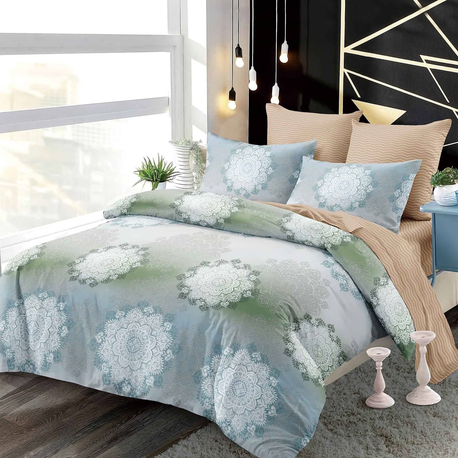 Lenjerie pat dublu, finet, elastic, 6 piese, model verde menta cu flori mari | Primavara
