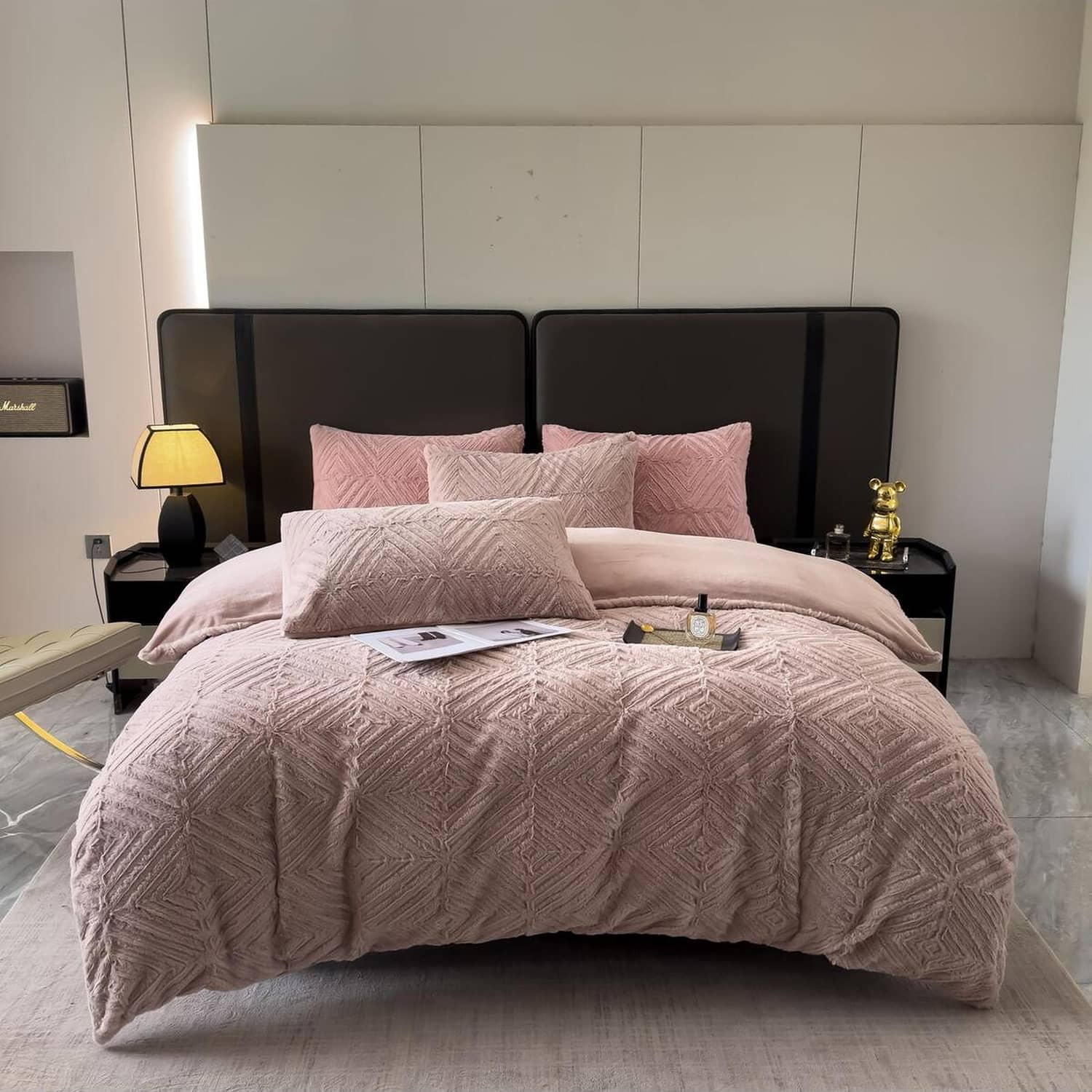 Lenjerie de pat dublu Cocolino, 4 piese, cu elastic, plușată cu fir lung, model roz pudrat cu model spic | Casa New Concept