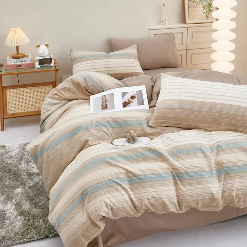 Lenjerie de pat dublu (180x200cm) cu elastic, finet gros 6 piese, model dungi pastelate