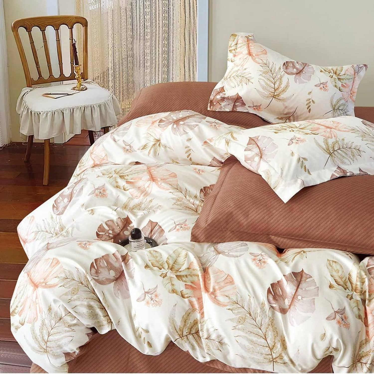 Lenjerie pat dublu, finet gros, elastic, 6 piese, model crem cu frunze somon | East Comfort