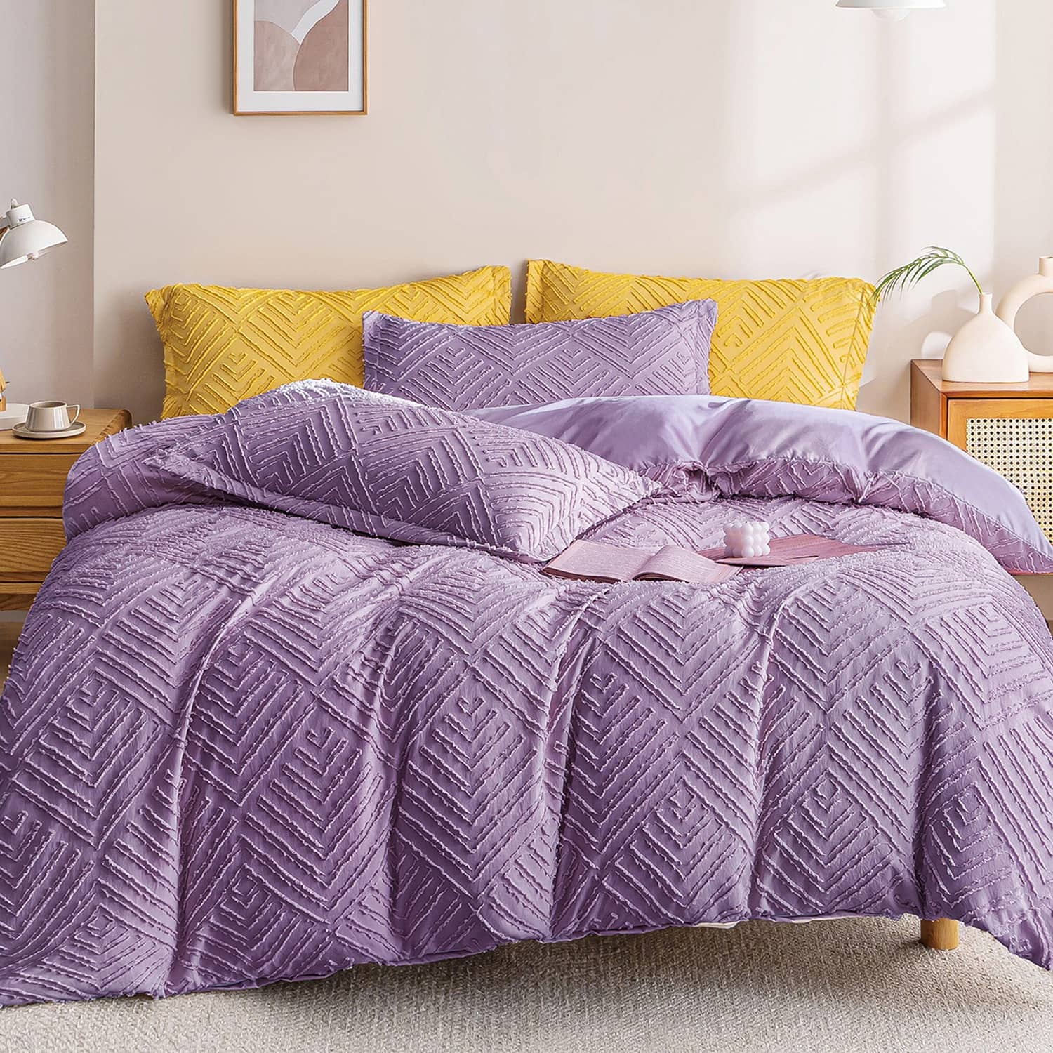 Lenjerie de pat dublu cu elastic, din 100% microfibră, 4 piese, Casa New Concept, model mov liliac cu model herringbone