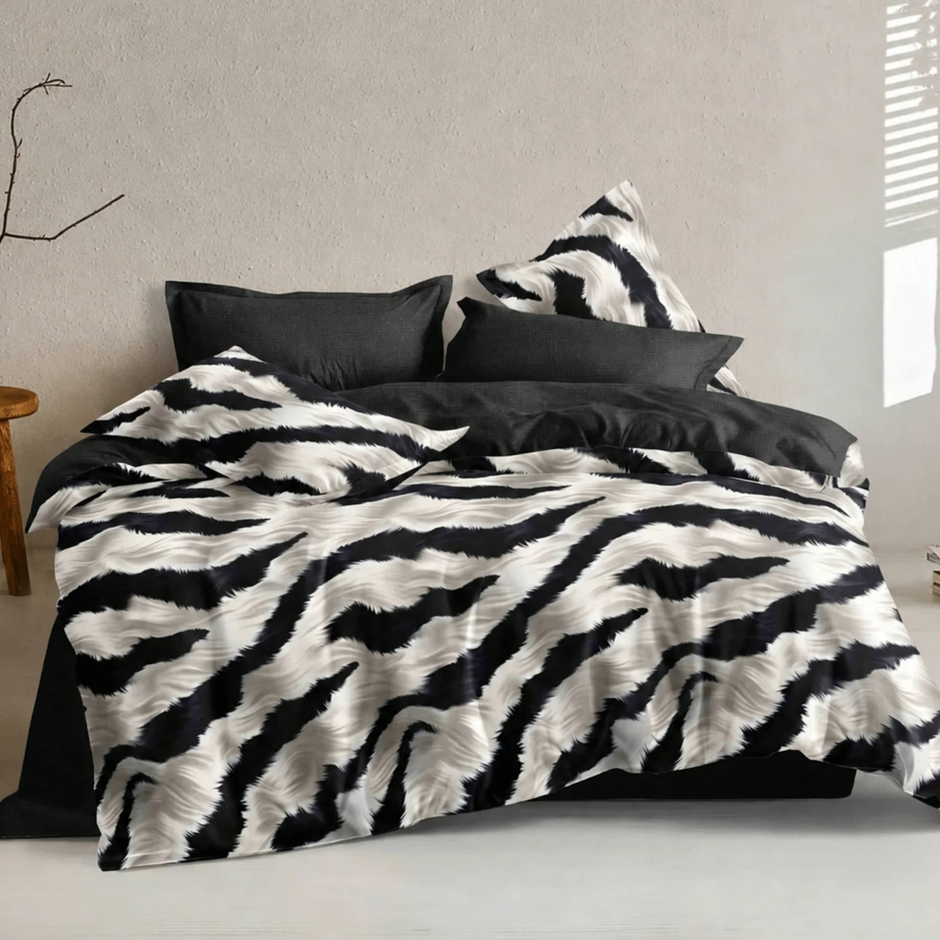 Lenjerie de pat dublu (180x200cm) cu elastic, finet gros 6 piese, model zebră abstractă