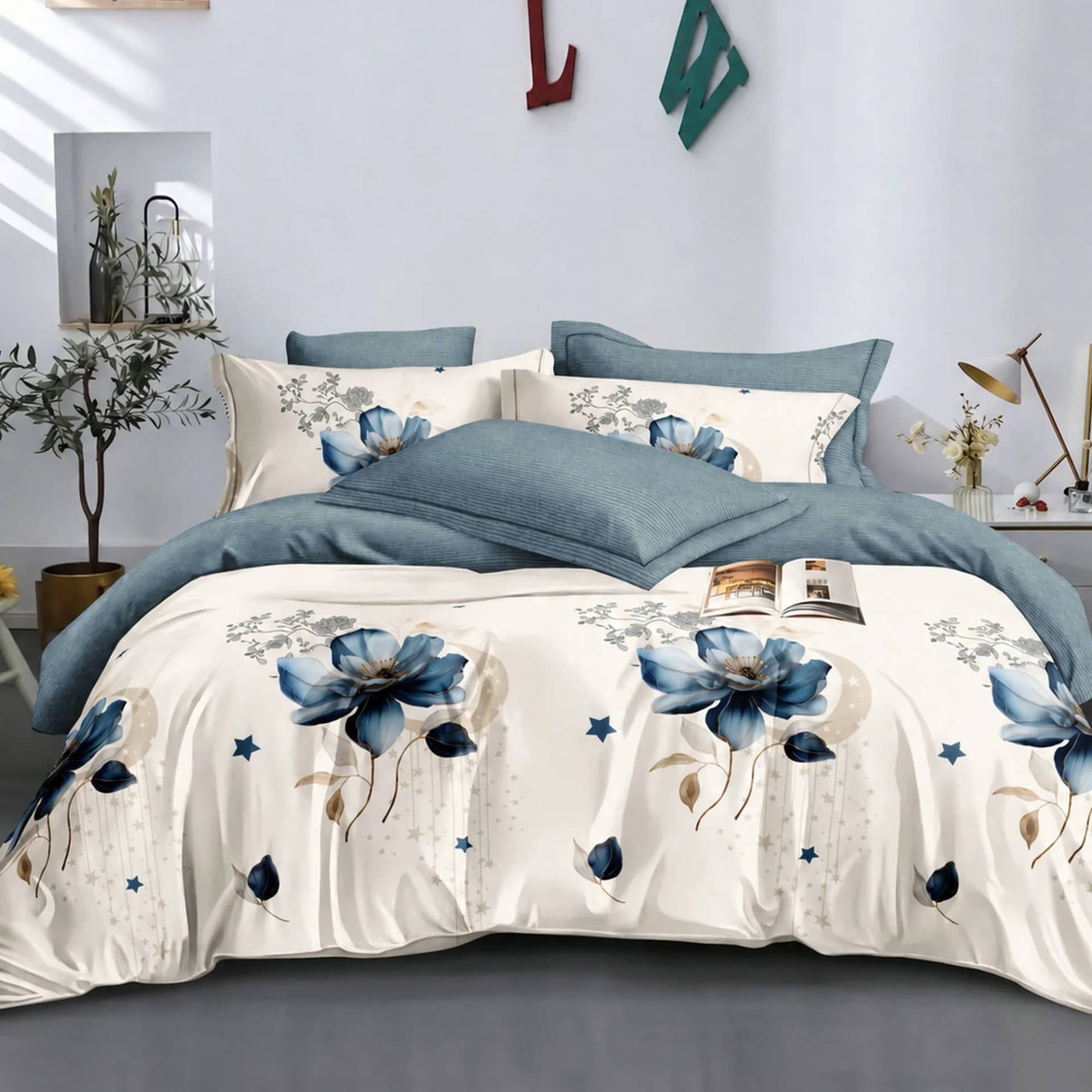 Lenjerie de pat dublu (180x200cm) cu elastic, finet gros 6 piese, model floral ivoire-albastru