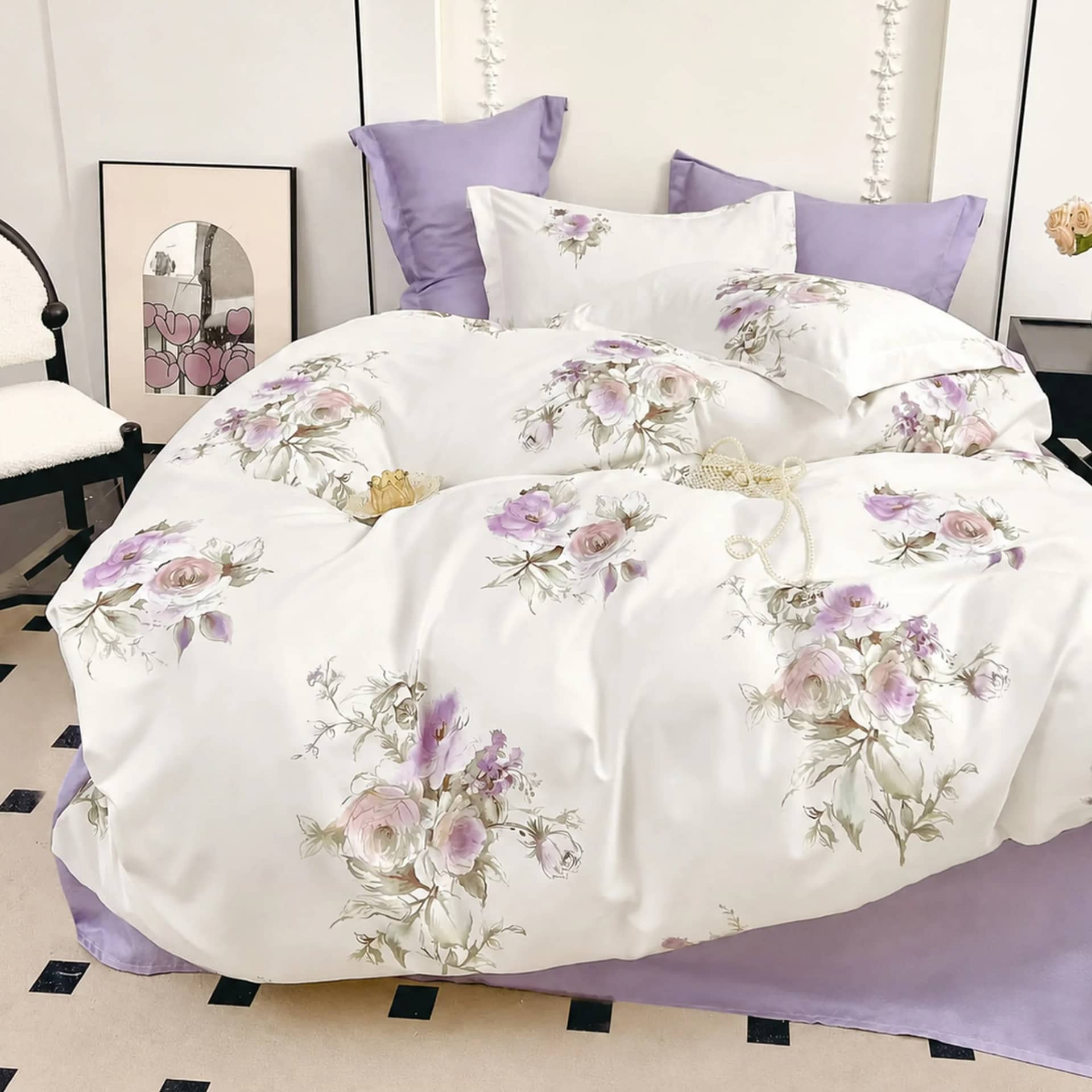 Lenjerie de pat dublu (180x200cm) cu elastic, finet gros 6 piese, model buchete lila-roz