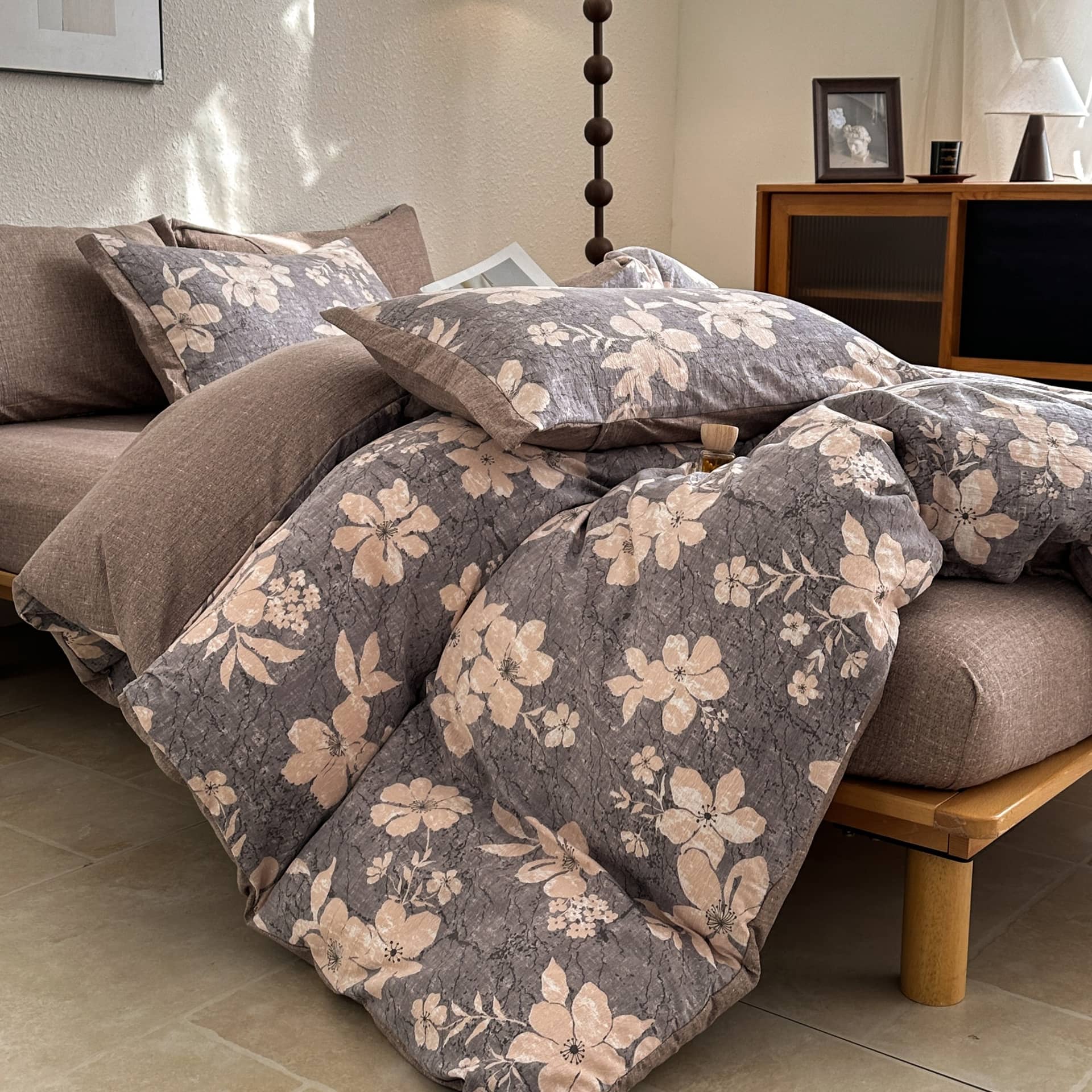COLORFUL HOME® · Lenjerie de pat dublu (180x200cm) cu elastic, efect de in și bumbac, 4 piese, model floral