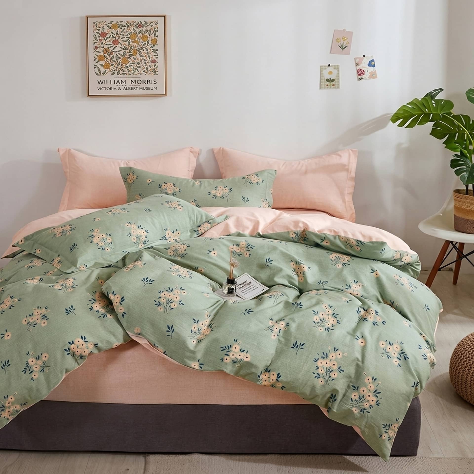 Lenjerie de pat dublu (180x200cm) din 100% bumbac natural, 6 piese, model flori pe salvie,